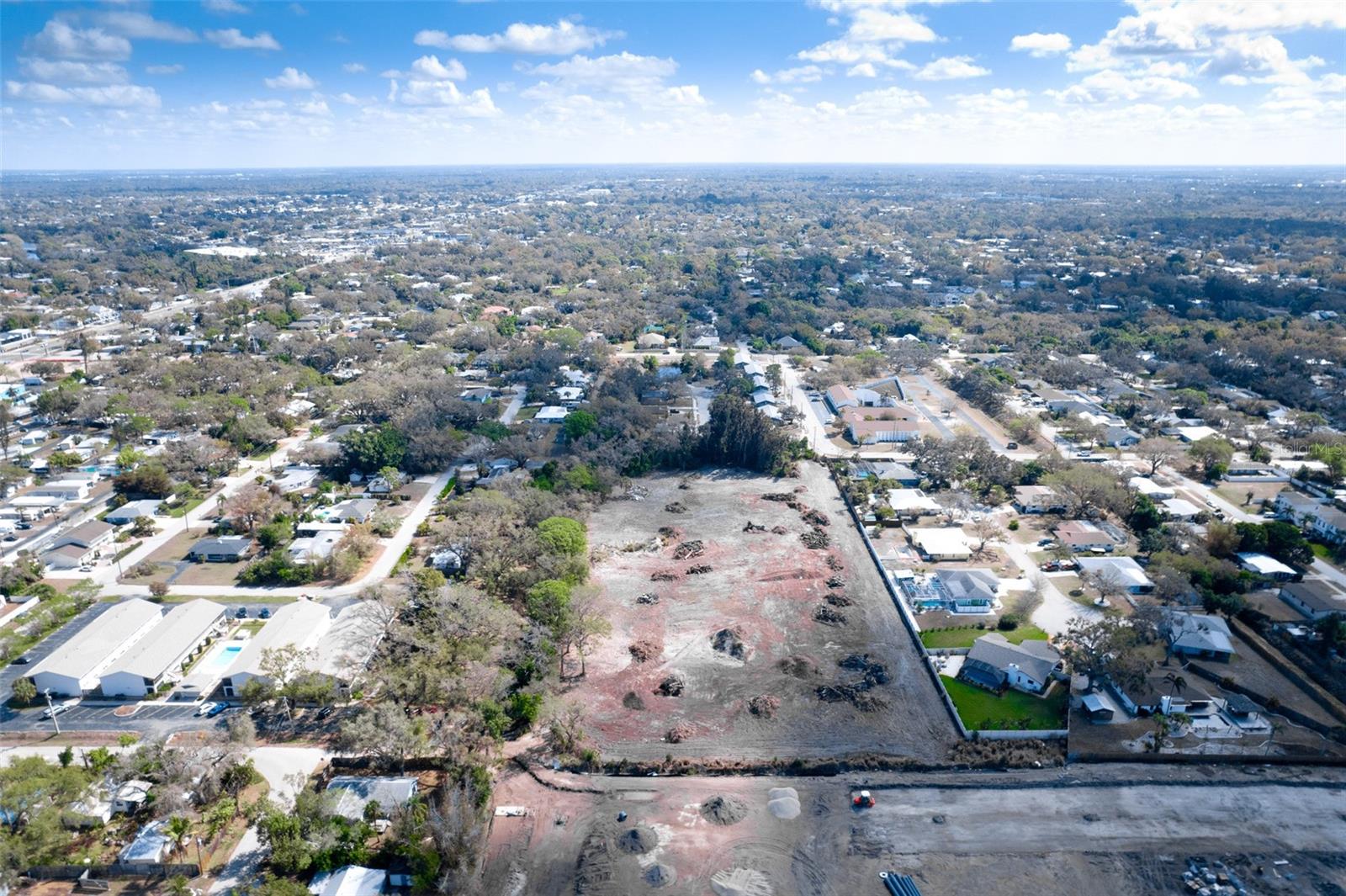 SARASOTA-VENICE CO RIVER SUB - Land