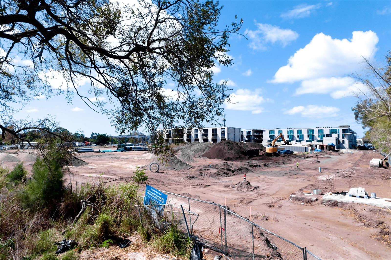SARASOTA-VENICE CO RIVER SUB - Land