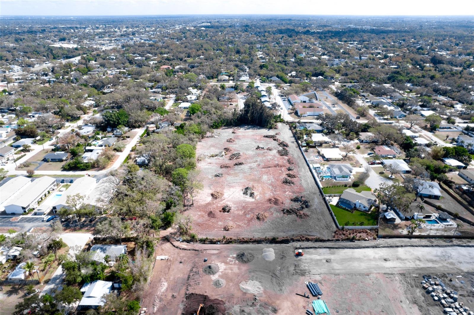 SARASOTA-VENICE CO RIVER SUB - Land