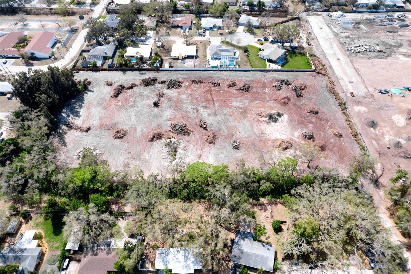 SARASOTA-VENICE CO RIVER SUB - Land