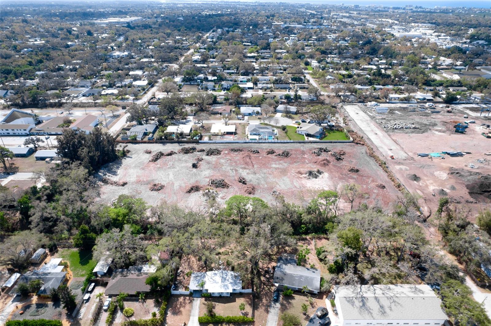 SARASOTA-VENICE CO RIVER SUB - Land