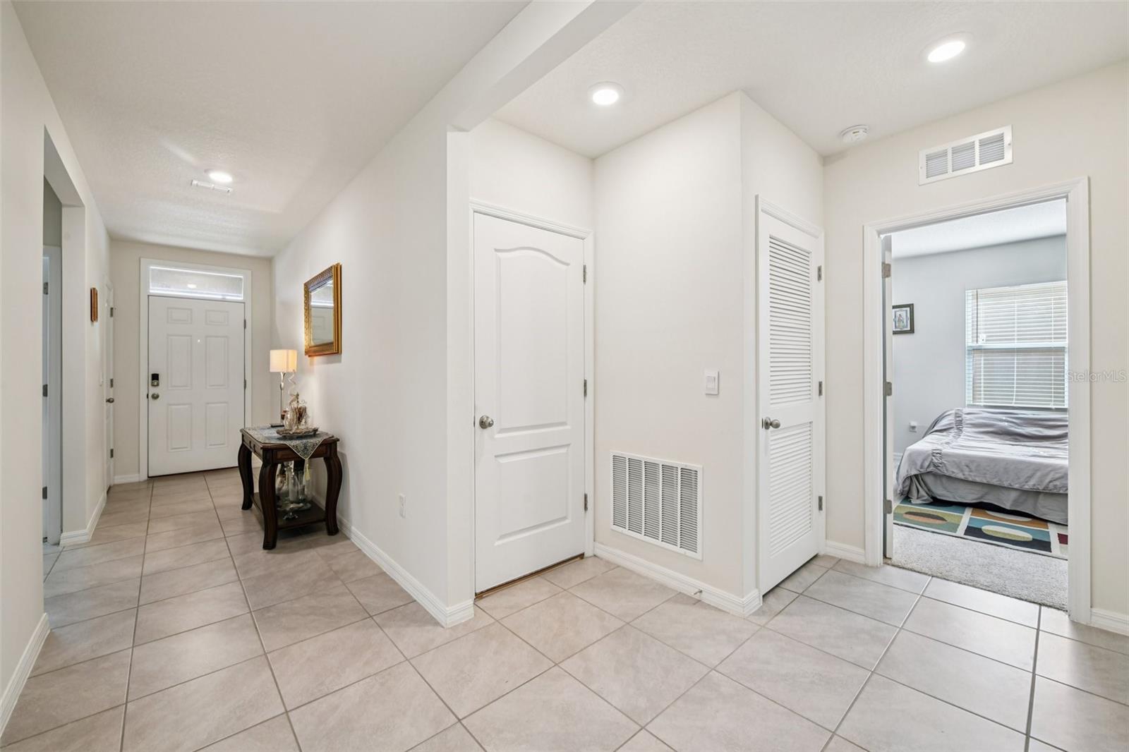 RIVIERA BELLA UN 9A - Residential