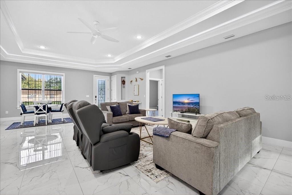 PALM COAST/BERNARD MDWS SEC 81 - Residential Lease