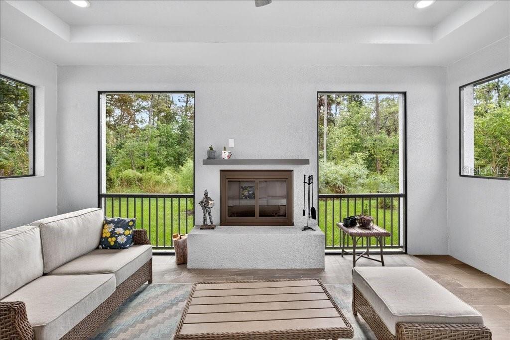 PALM COAST/BERNARD MDWS SEC 81 - Residential Lease