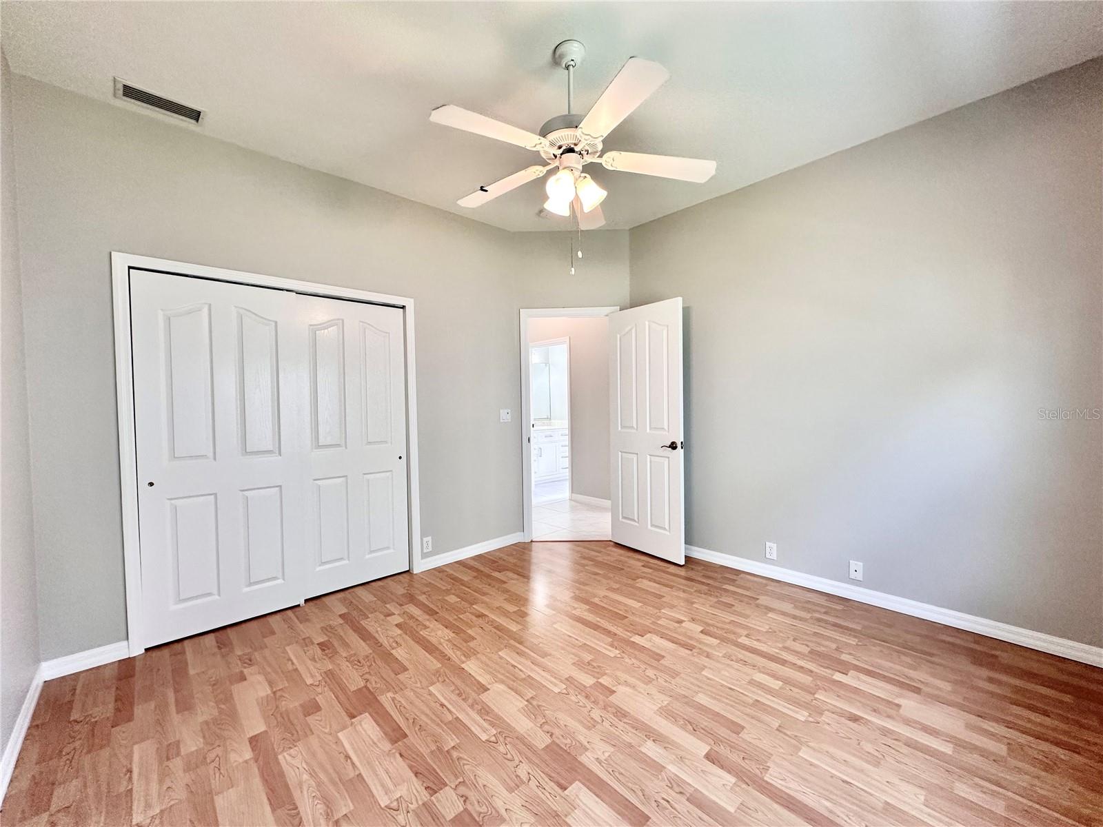 PINE LAKES - Residential