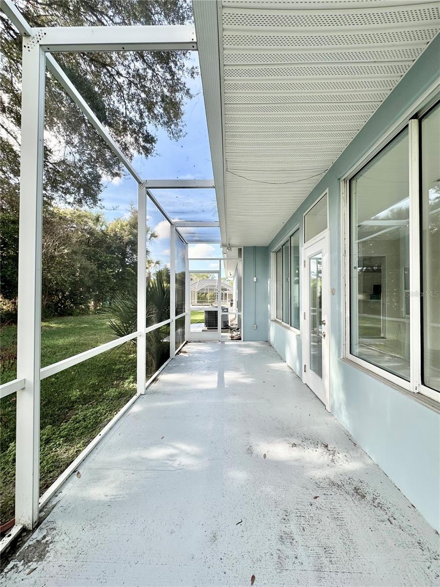 PINE LAKES - Residential