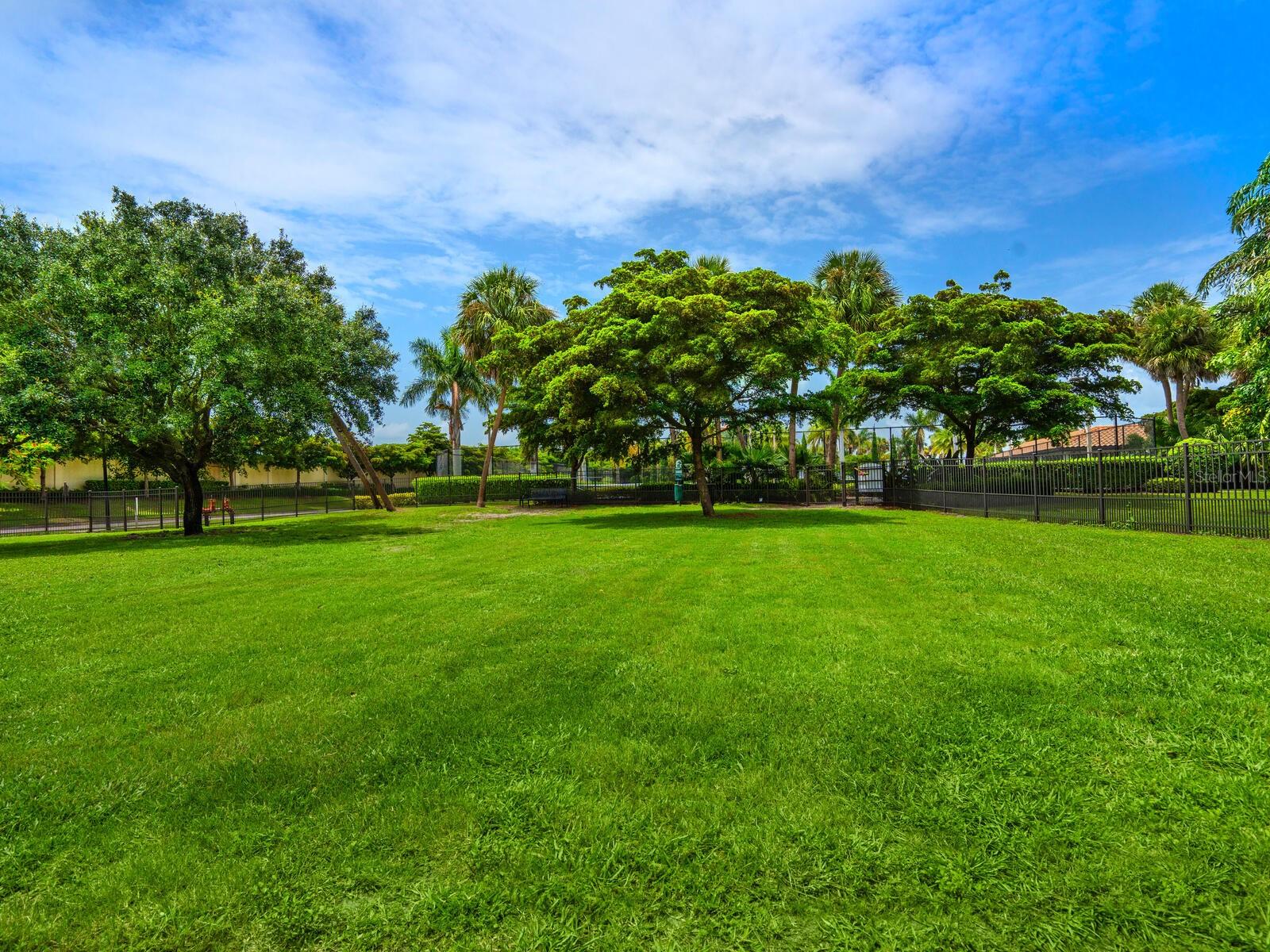 TOSCANA ISLES PH 5 UN 2 - Residential