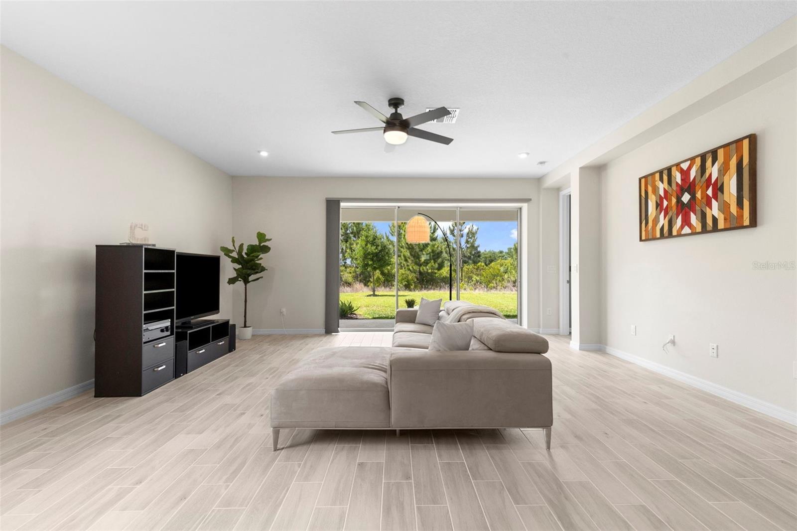 RIVER LANDING - Residential