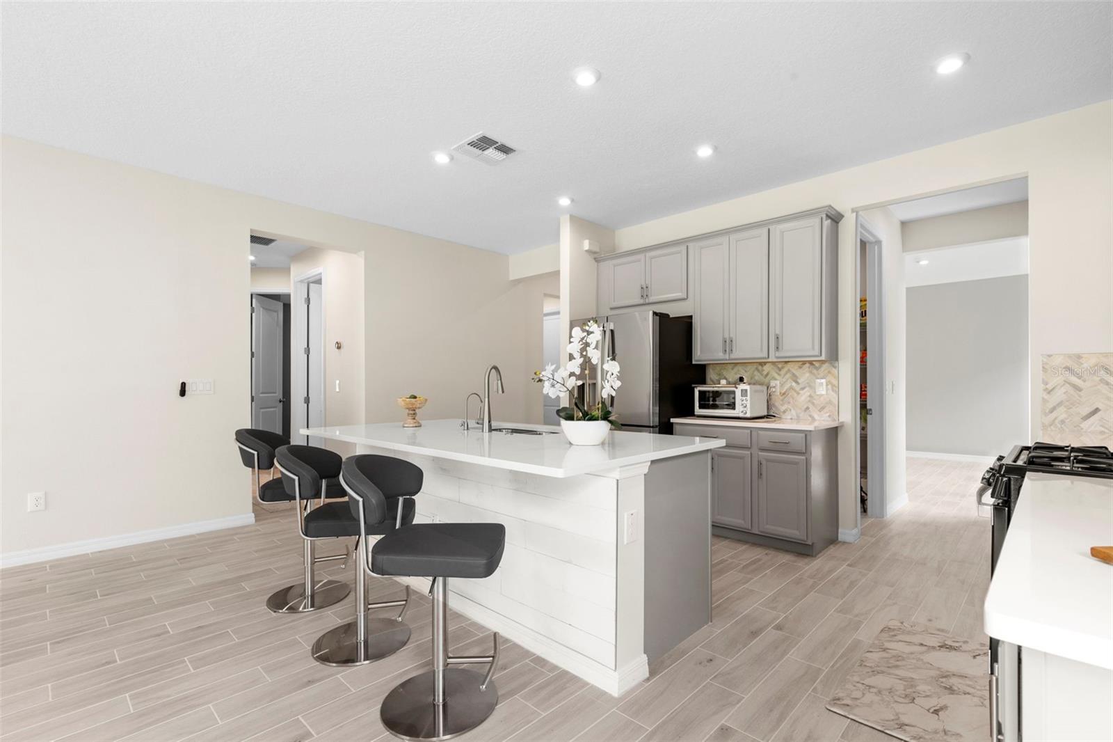 RIVER LANDING - Residential