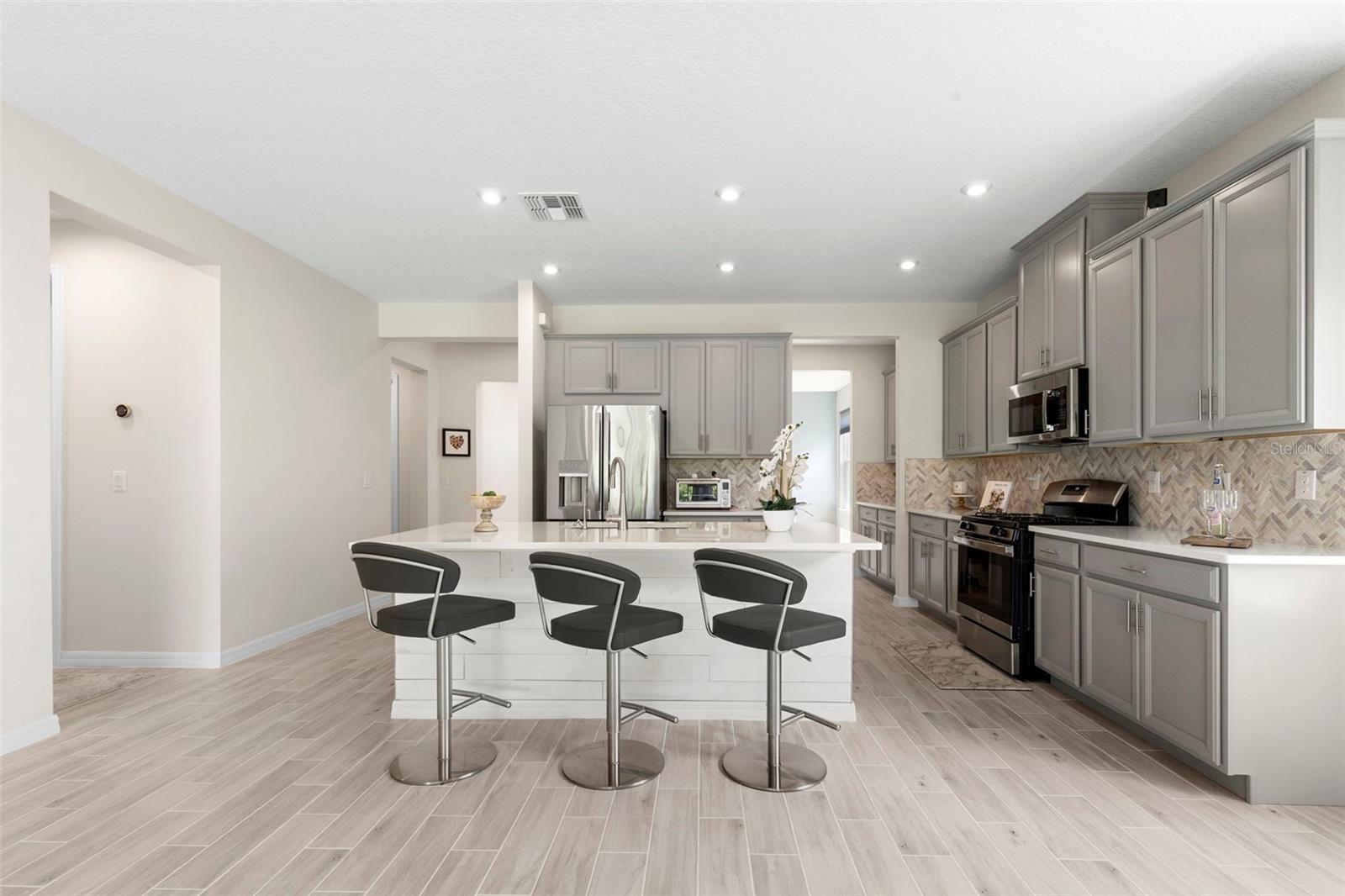 RIVER LANDING - Residential