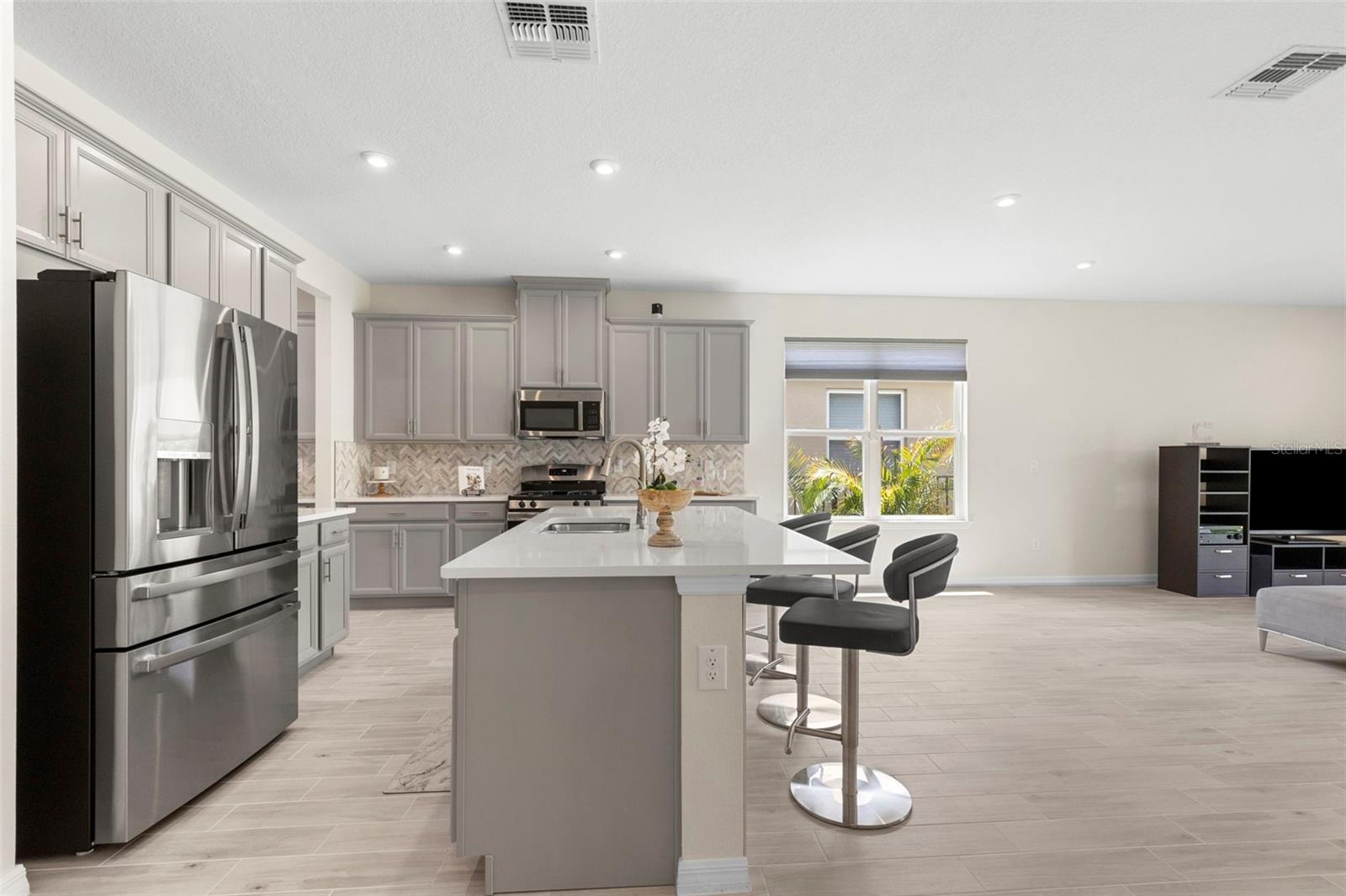 RIVER LANDING - Residential