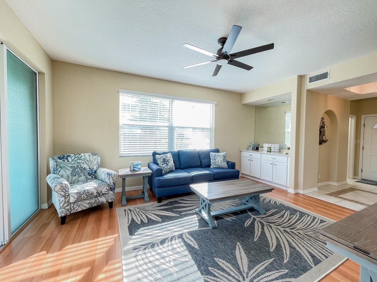 AUBURN LAKES - Residential Lease