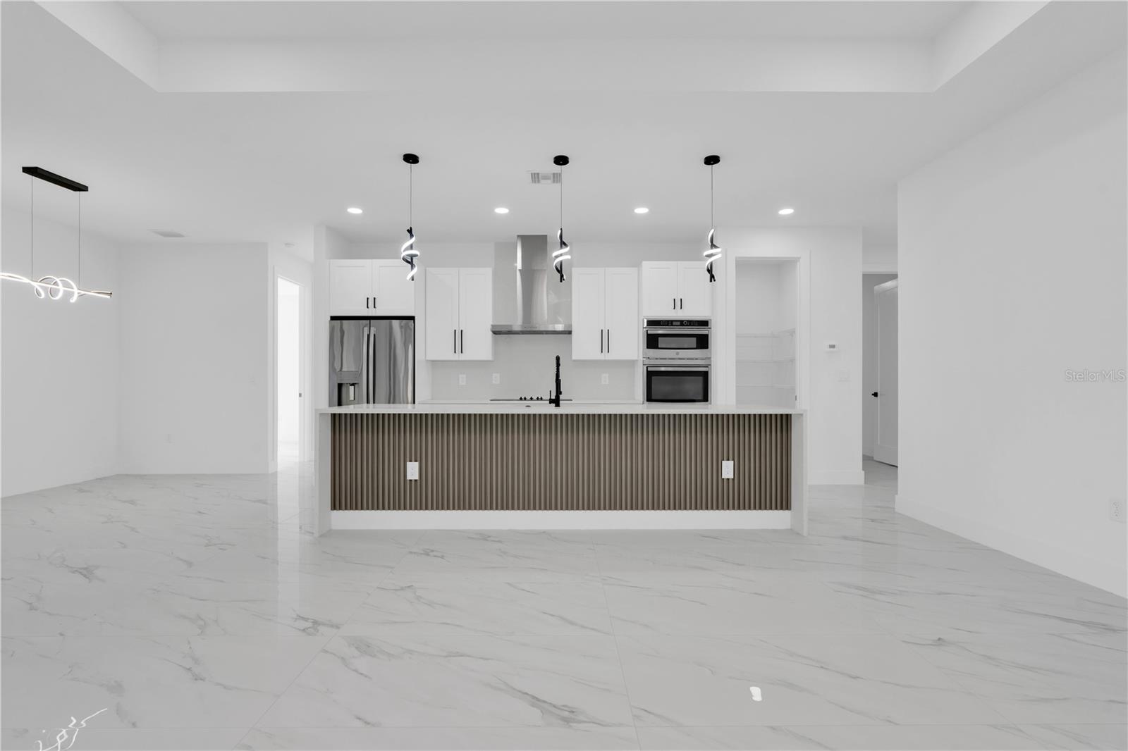 PUNTA GORDA ISLES SEC 20 - Residential Lease