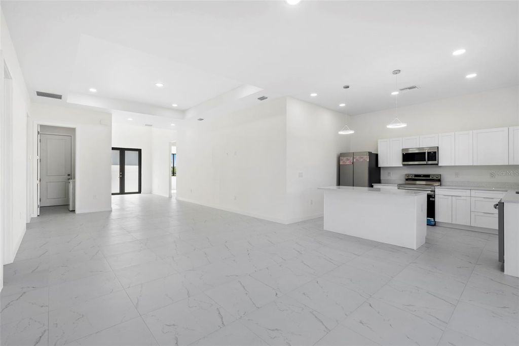 Photo of 4002 NW 38th Street, Cape Coral, FL 33993 (MLS # O6355092)