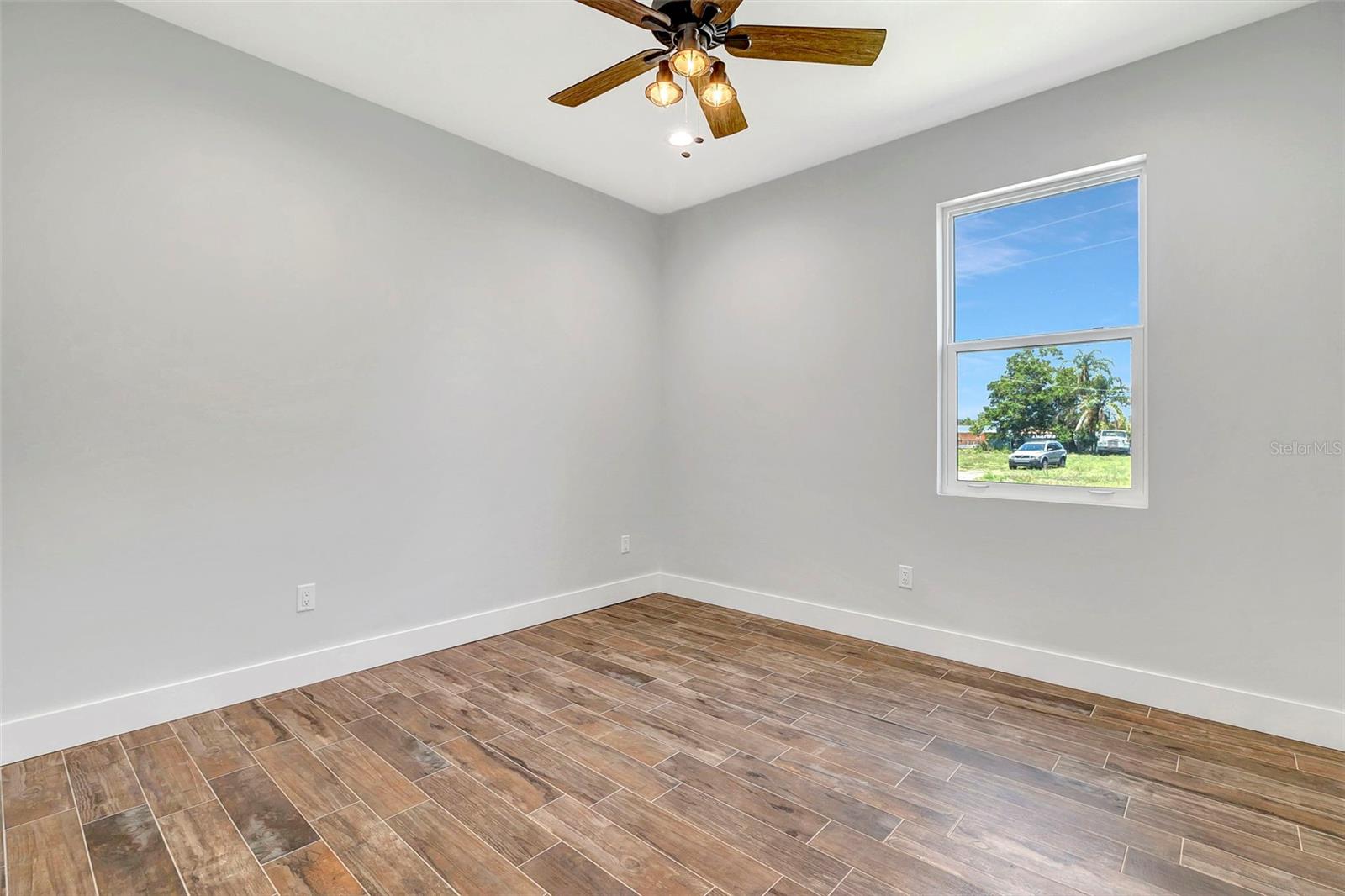 2135 SE CARLSTROM FIELD ROAD