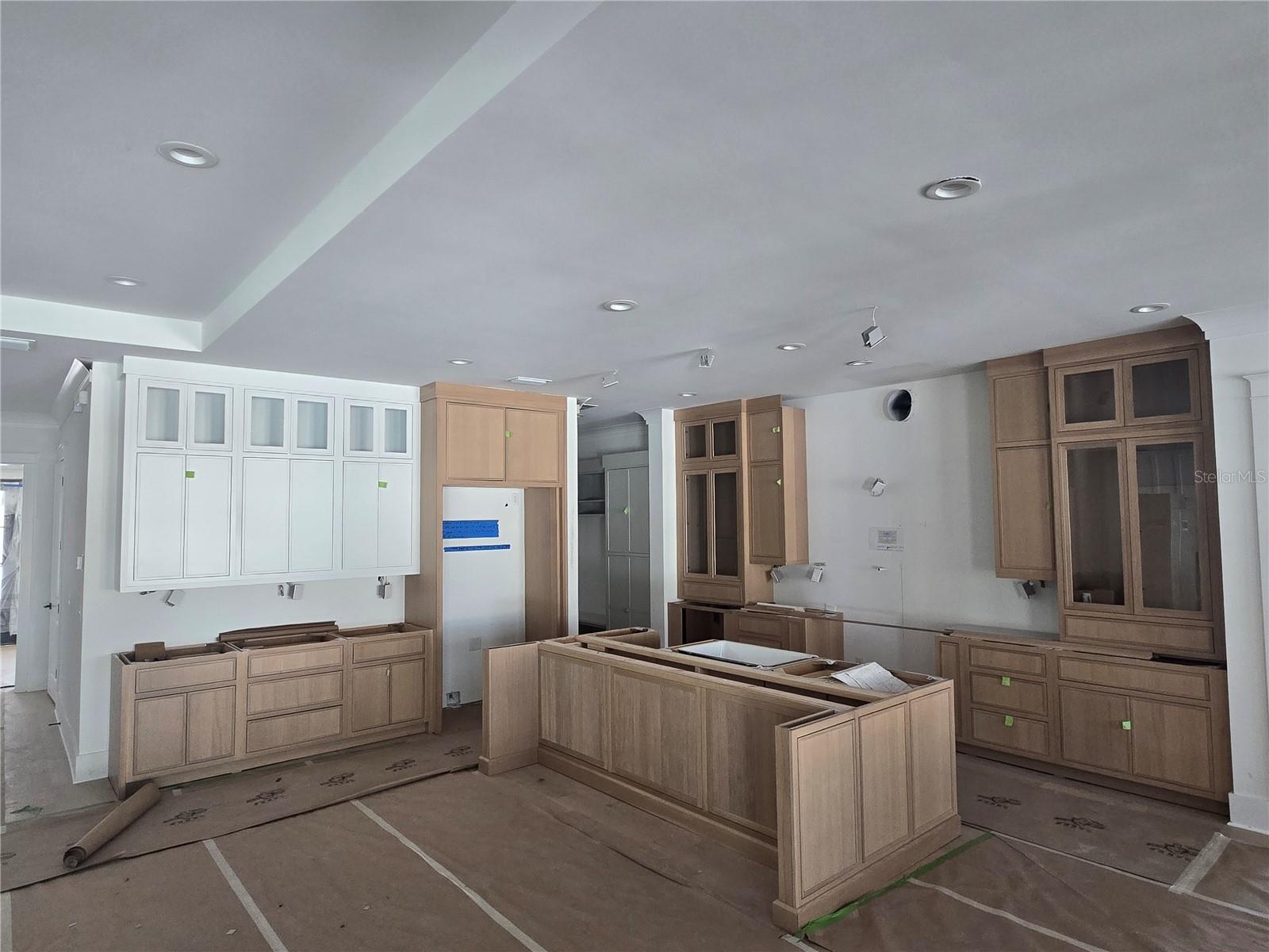 DAVIS ISLANDS PB10 PG52 TO 57 - Residential