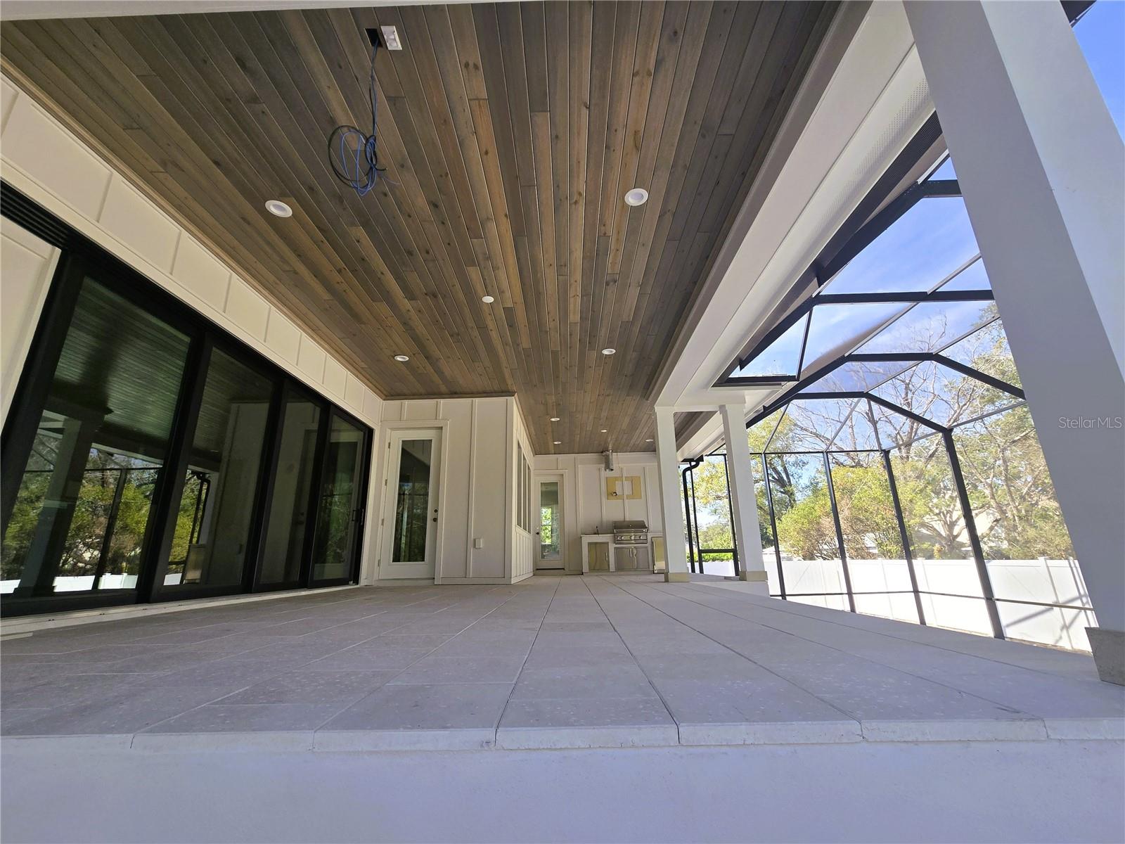 DAVIS ISLANDS PB10 PG52 TO 57 - Residential