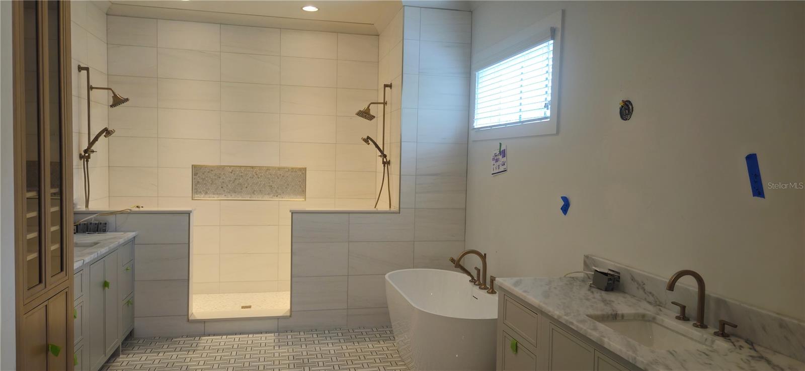 DAVIS ISLANDS PB10 PG52 TO 57 - Residential