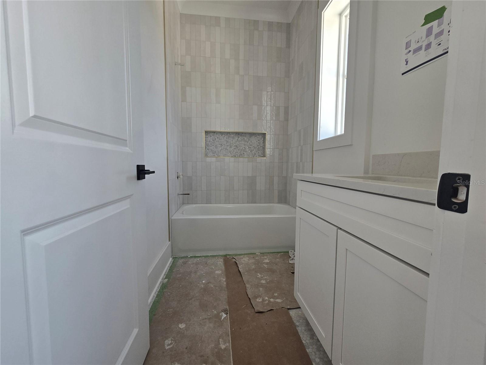 DAVIS ISLANDS PB10 PG52 TO 57 - Residential