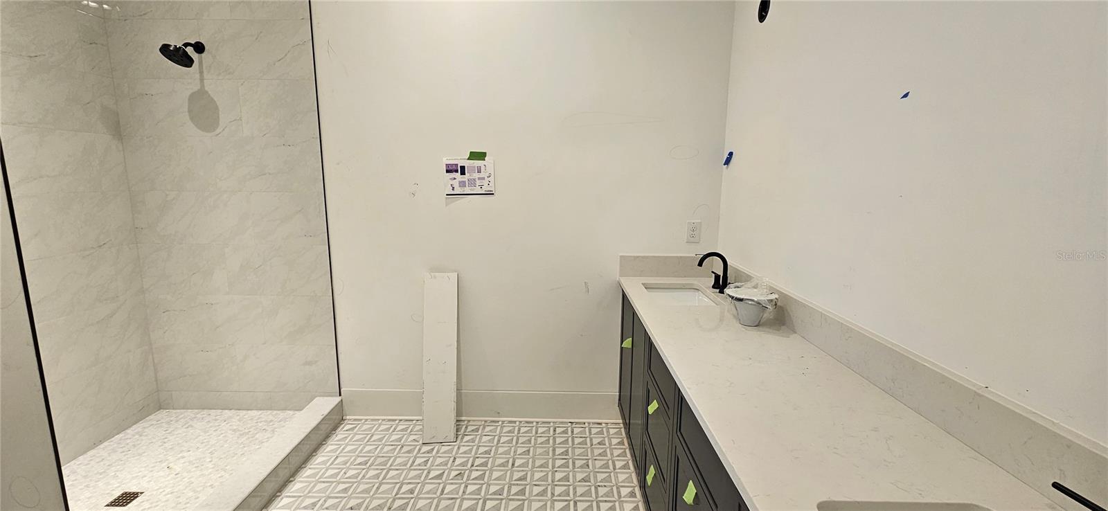 DAVIS ISLANDS PB10 PG52 TO 57 - Residential