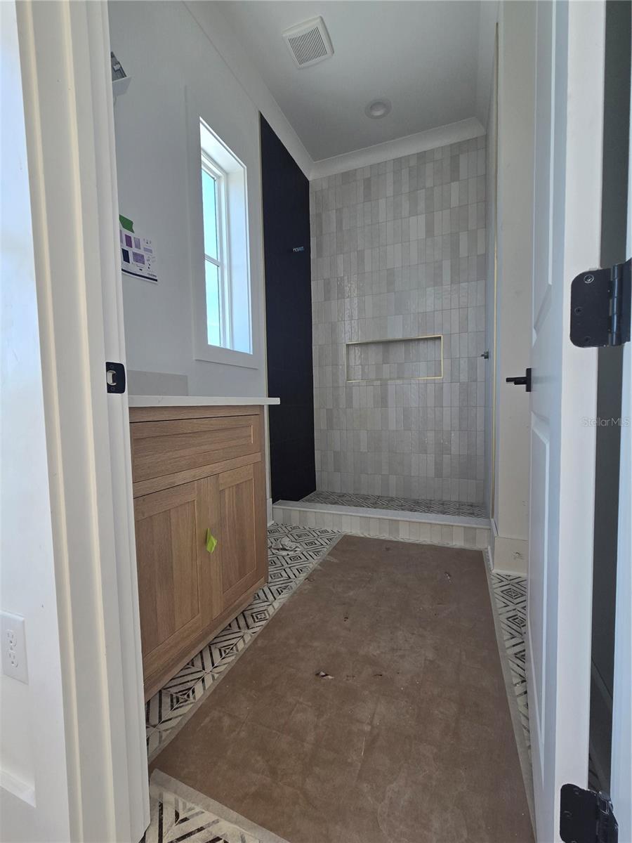 DAVIS ISLANDS PB10 PG52 TO 57 - Residential