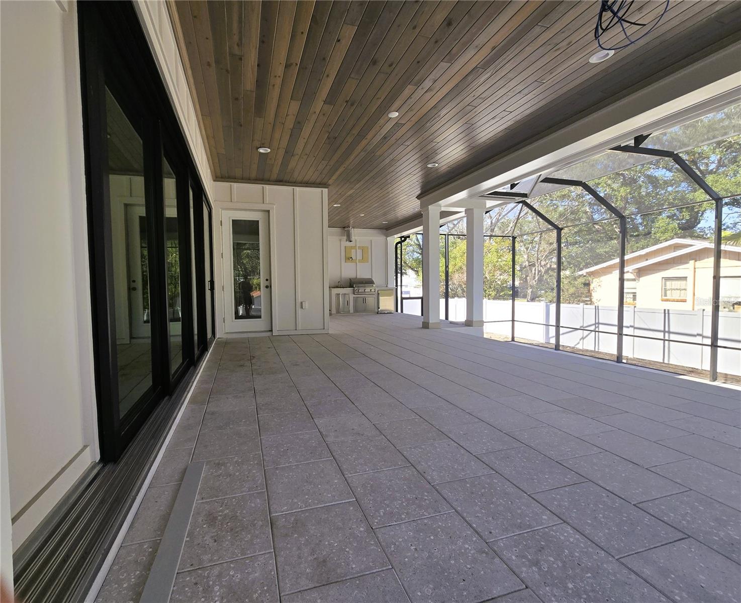 DAVIS ISLANDS PB10 PG52 TO 57 - Residential