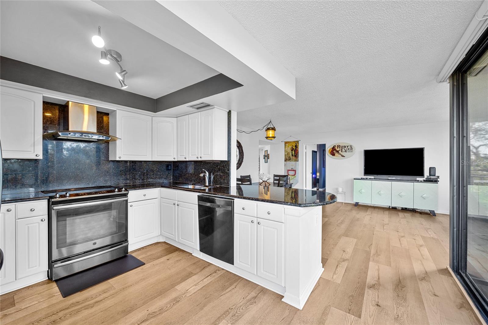 PALMA DEL MAR III - Residential