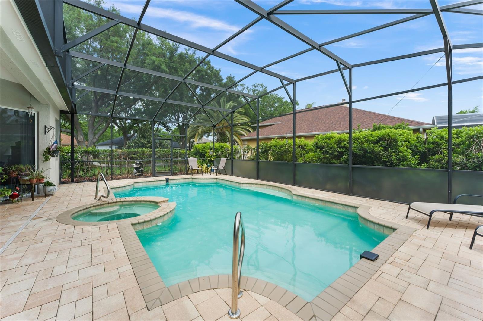 WEMBLEY PARK - Residential