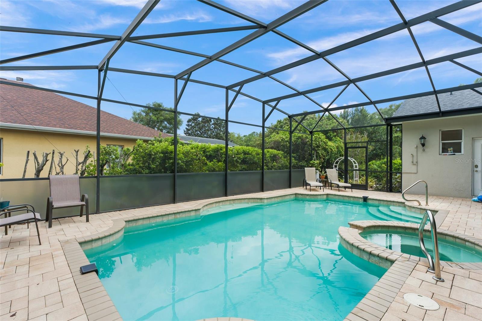 WEMBLEY PARK - Residential