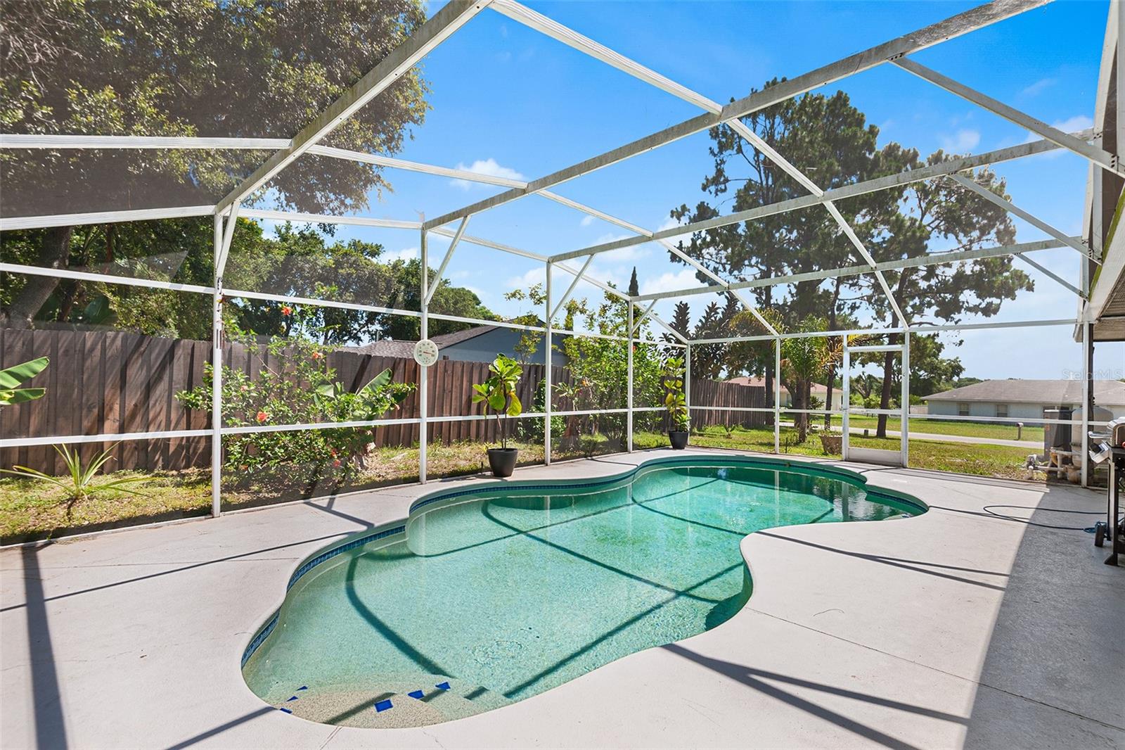SPRING PINES WEST - Residential