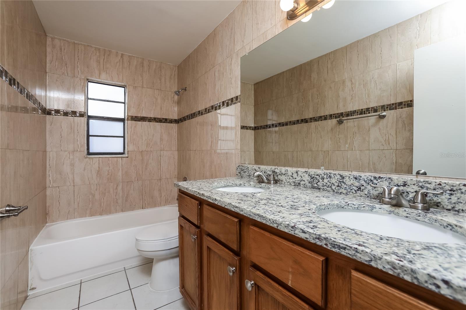 KENSINGTON SEC 03 - Residential Lease