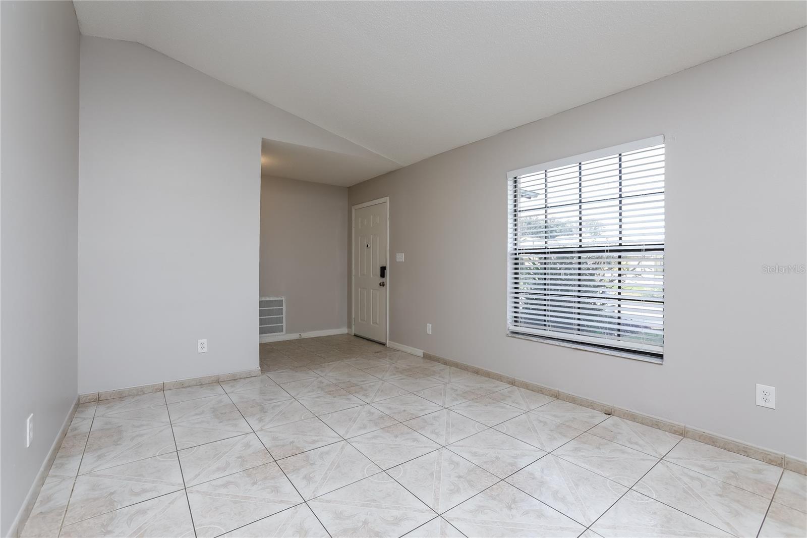 KENSINGTON SEC 03 - Residential Lease