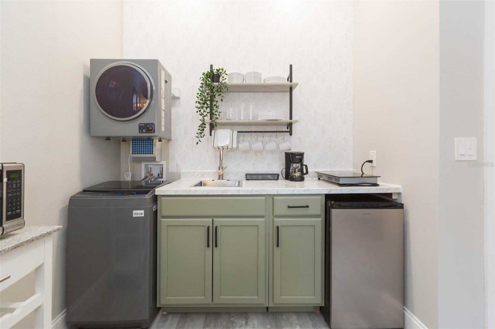 BLACKS W C SECOND ADD CO - Residential Income