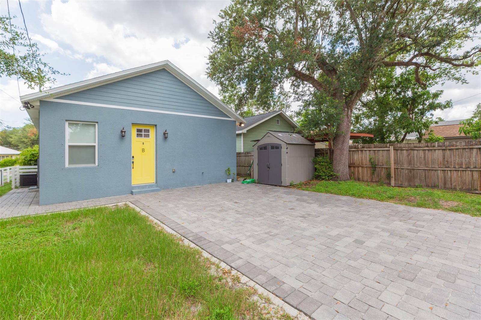 BLACKS W C SECOND ADD CO - Residential Income