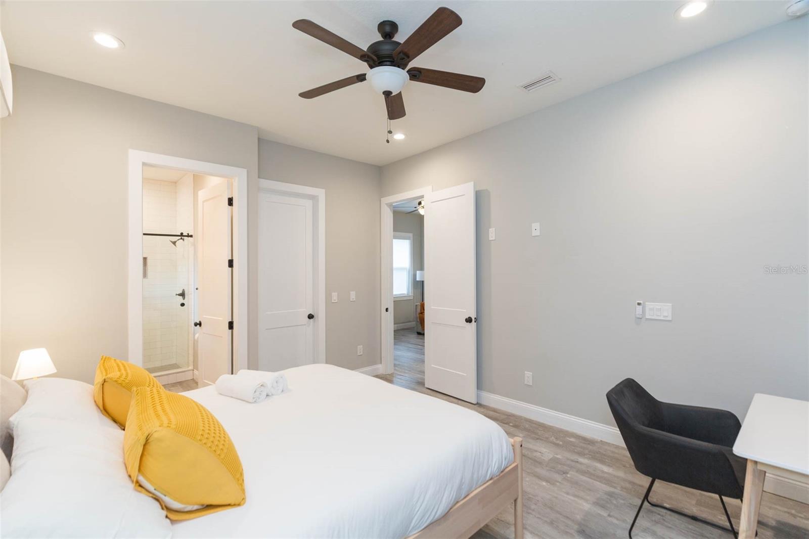 BLACKS W C SECOND ADD CO - Residential Income