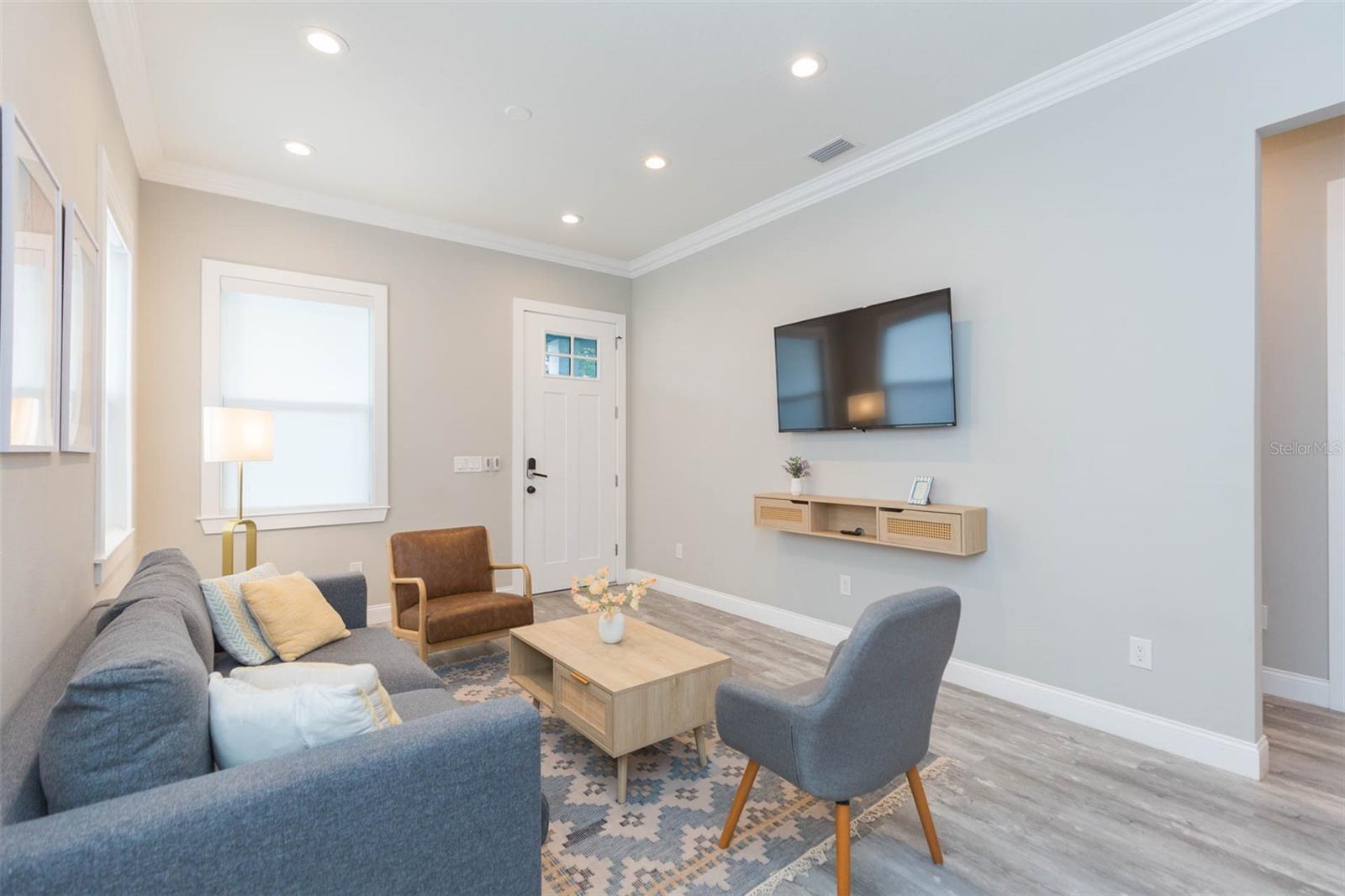 BLACKS W C SECOND ADD CO - Residential Income