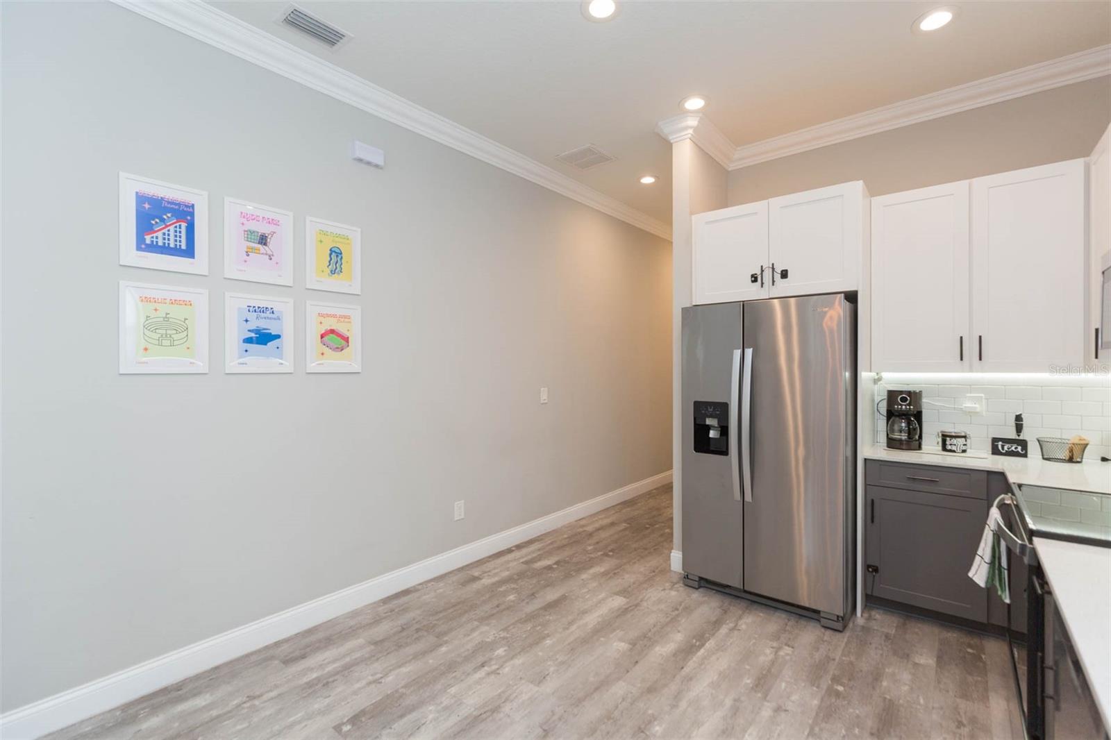 BLACKS W C SECOND ADD CO - Residential Income