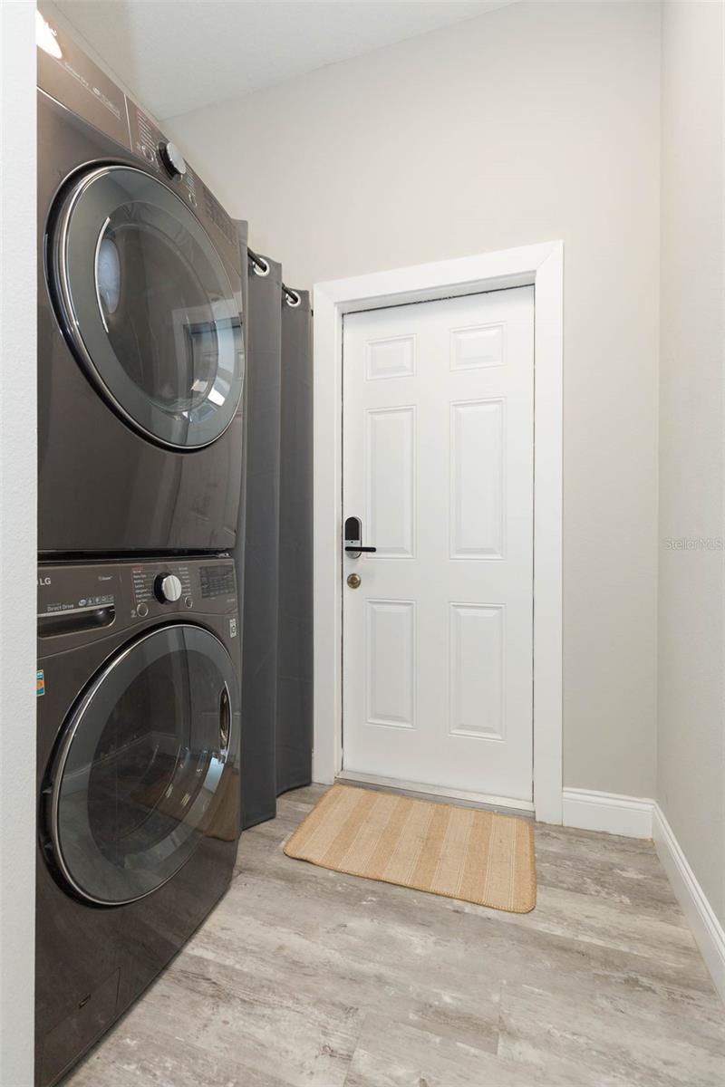 BLACKS W C SECOND ADD CO - Residential Income