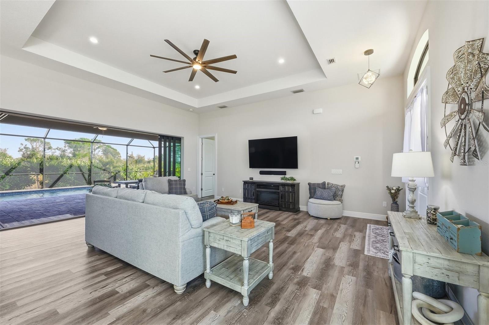 ROTONDA SANDS - Residential