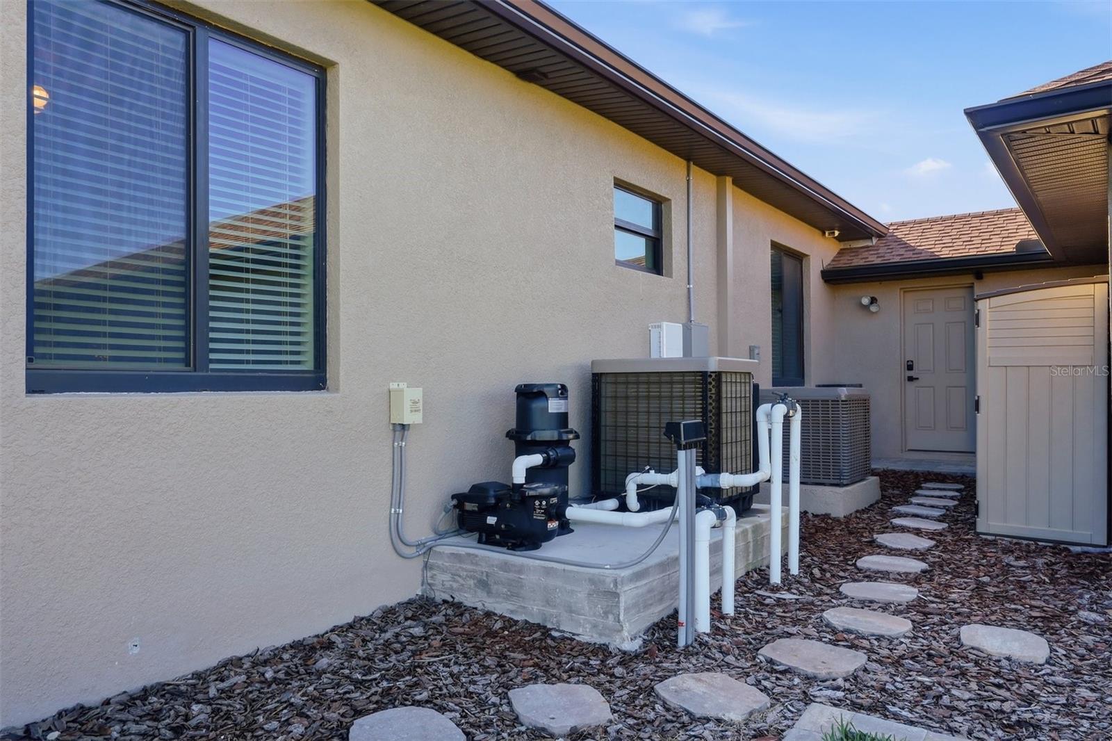 ROTONDA SANDS - Residential