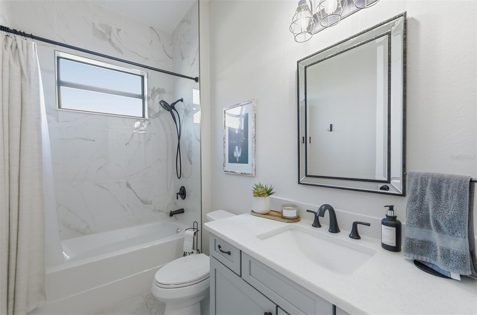 ROTONDA SANDS - Residential