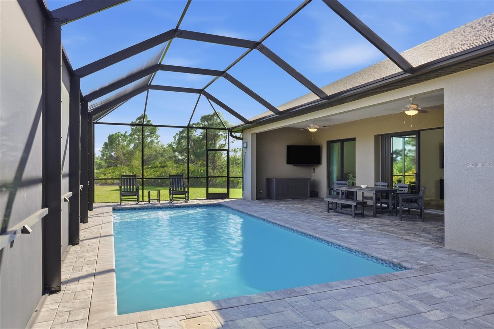 ROTONDA SANDS - Residential