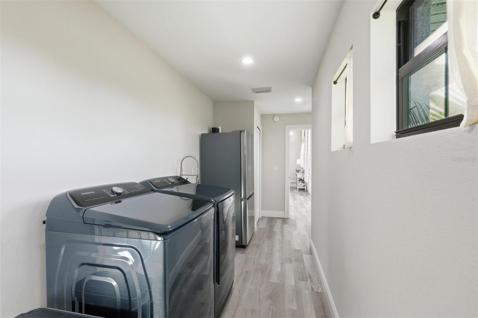 ROTONDA SANDS - Residential