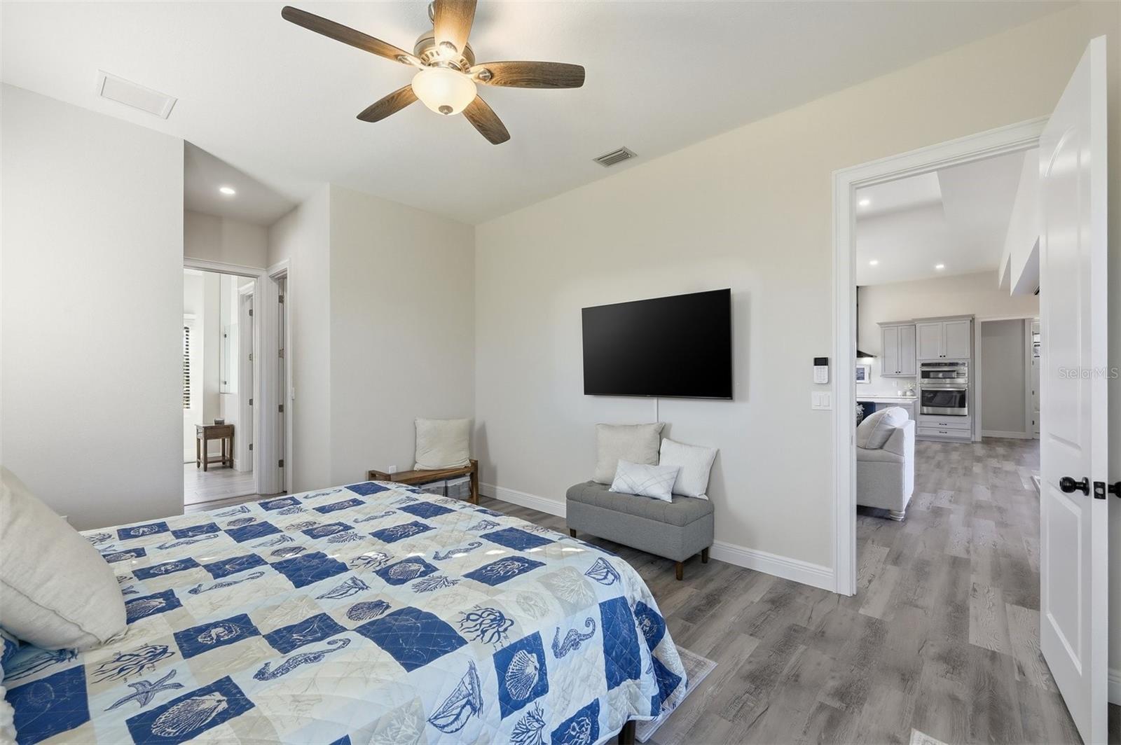 ROTONDA SANDS - Residential