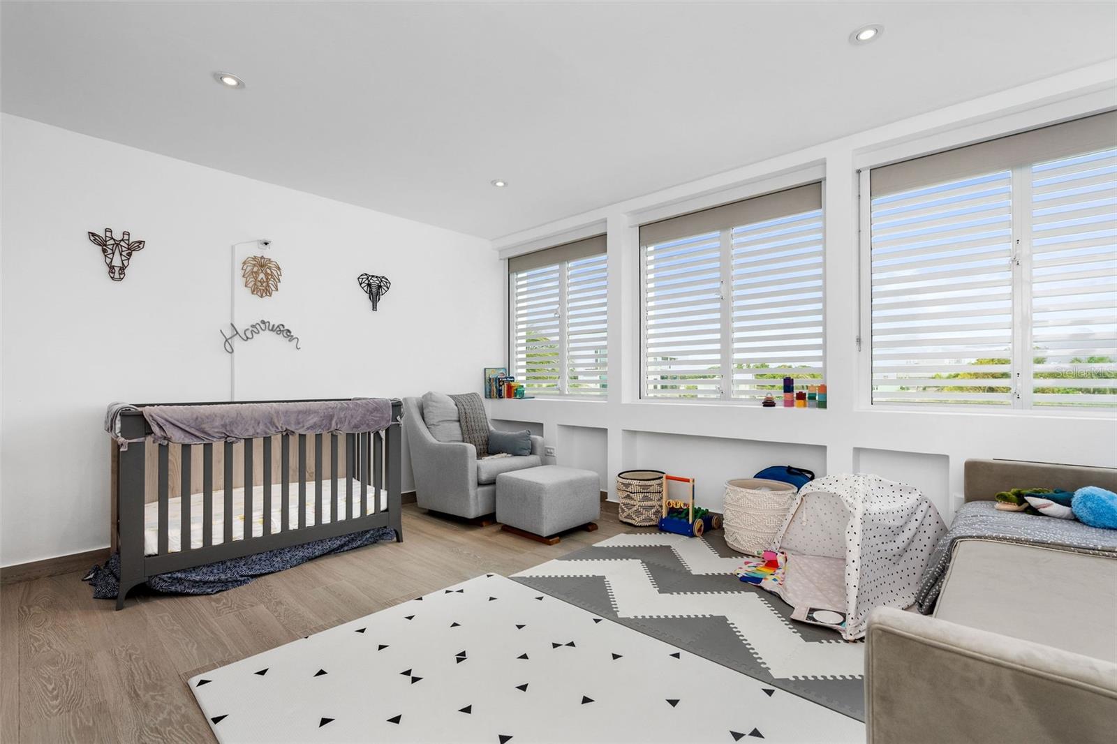 OCEAN PARK - Residential