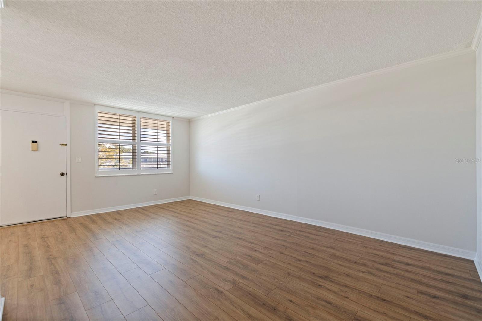 WINSTON PARK NORTHEAST - Residential