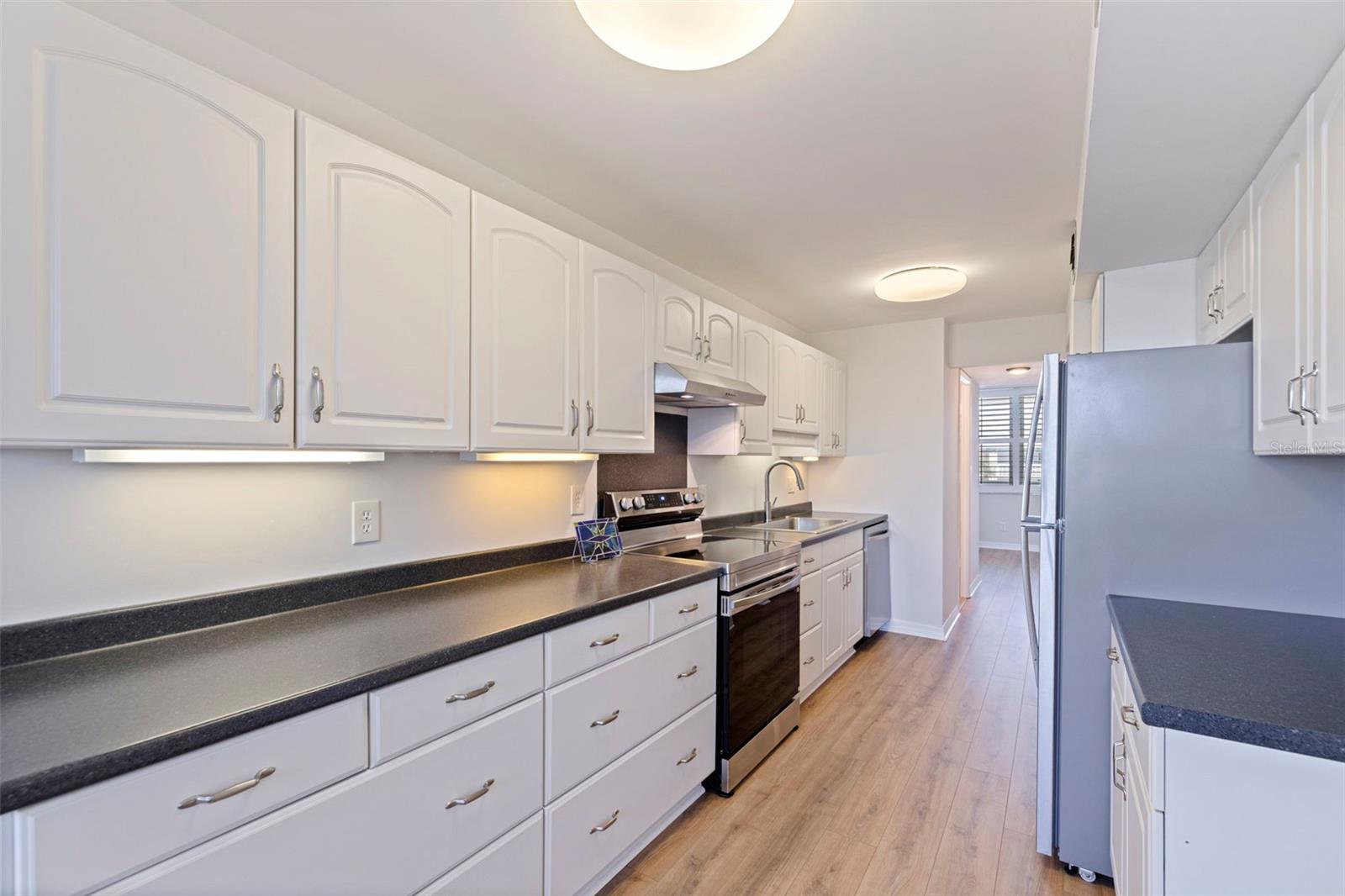 WINSTON PARK NORTHEAST - Residential