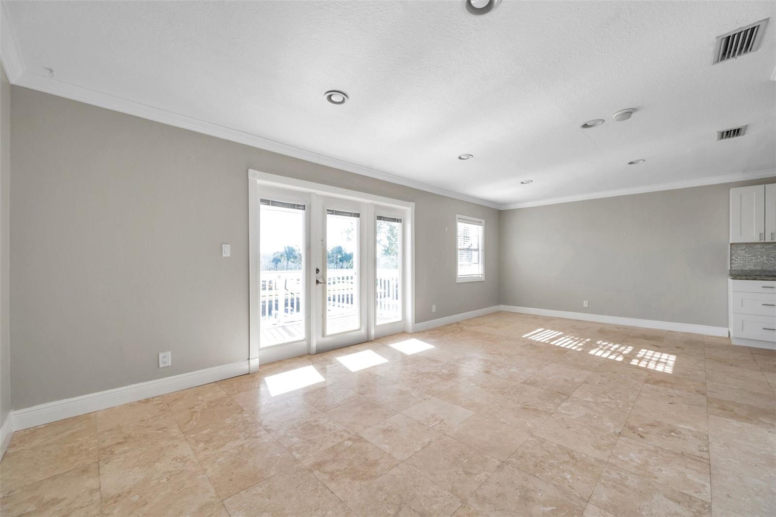 WATERSIDE AT COQUINA KEY SOUTH - Residential