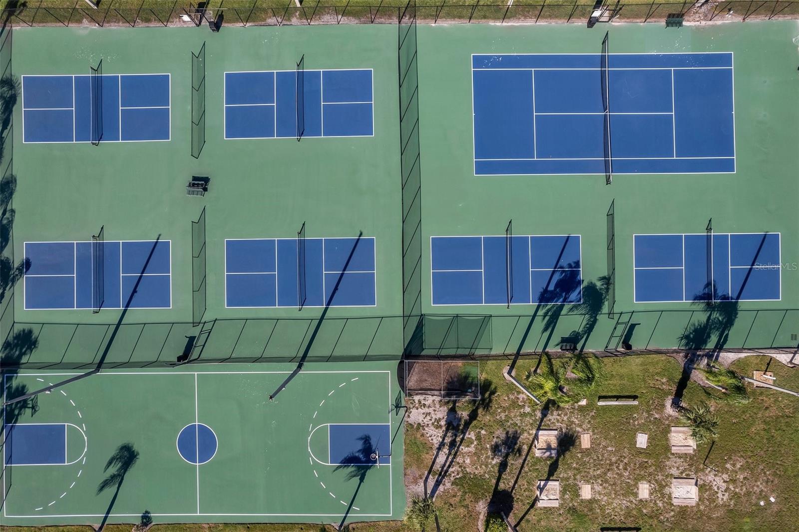 WATERSIDE AT COQUINA KEY SOUTH - Residential