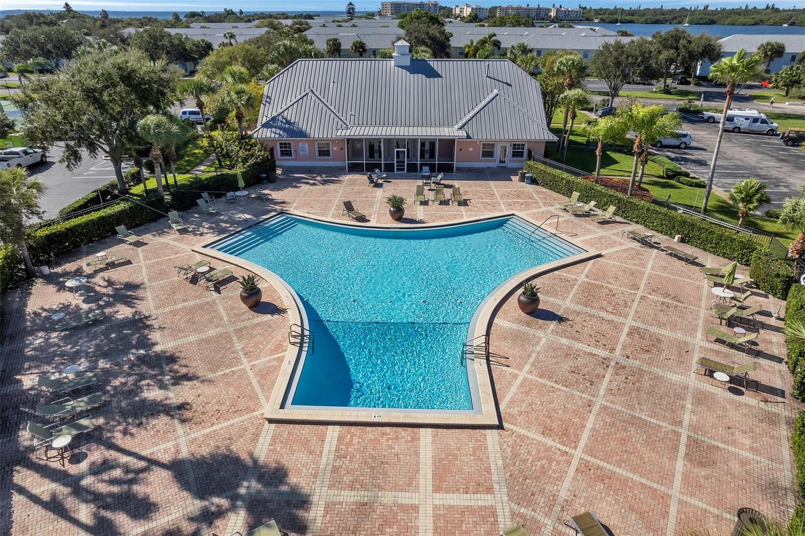 WATERSIDE AT COQUINA KEY SOUTH - Residential